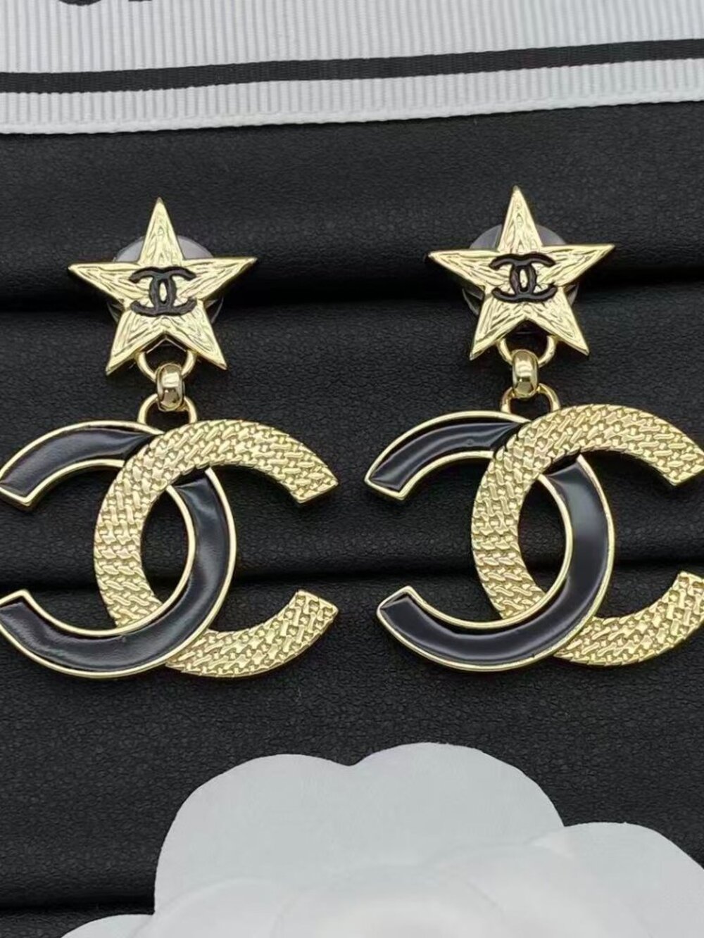 Like-New Chanel Star Stud & Two-Tone CC Logo Drop Earrings